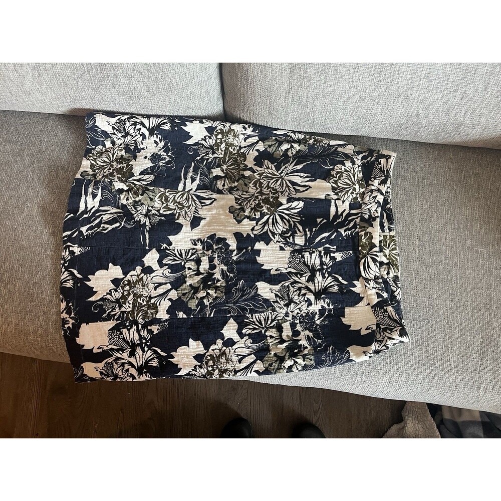 CJ Banks Blue/White/Green Floral A-Line below the Knee Length Skirt Plus 14W Zip